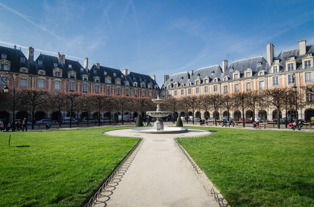 paris, place, place des vosges-850898.jpg